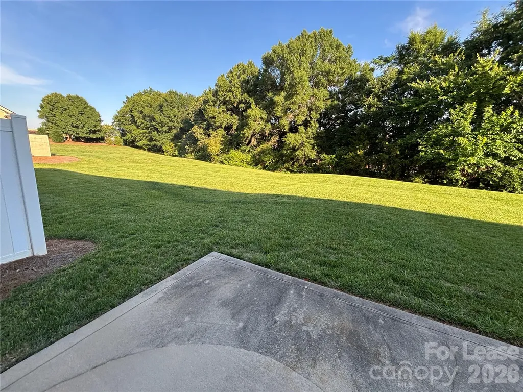 9520 Alice Mcginn Drive Charlotte NC 28277