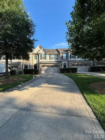 9520 Alice Mcginn Drive Charlotte NC 28277