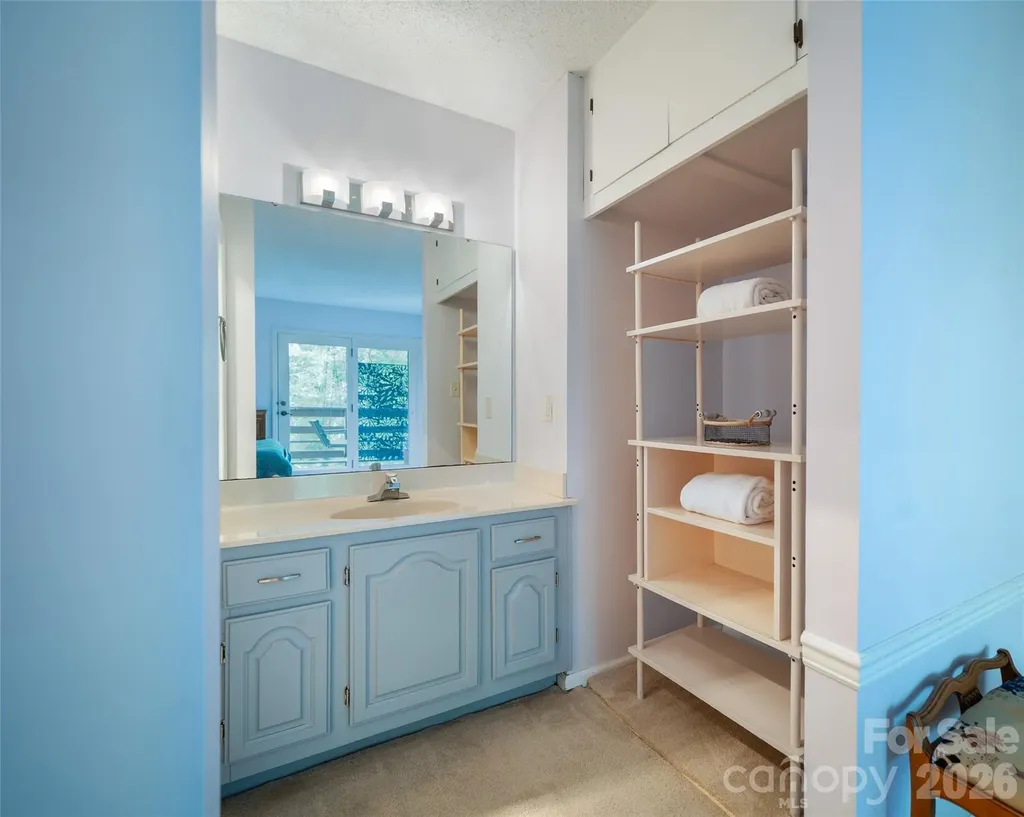 305 Piney Mountain Drive Asheville NC 28805