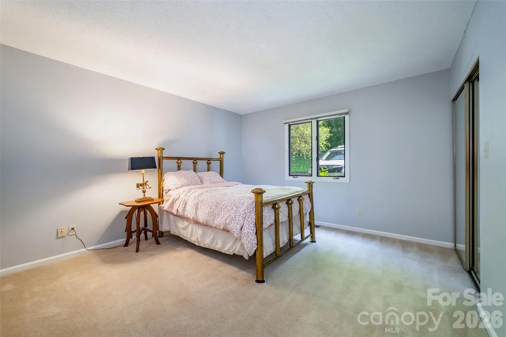 305 Piney Mountain Drive Asheville NC 28805