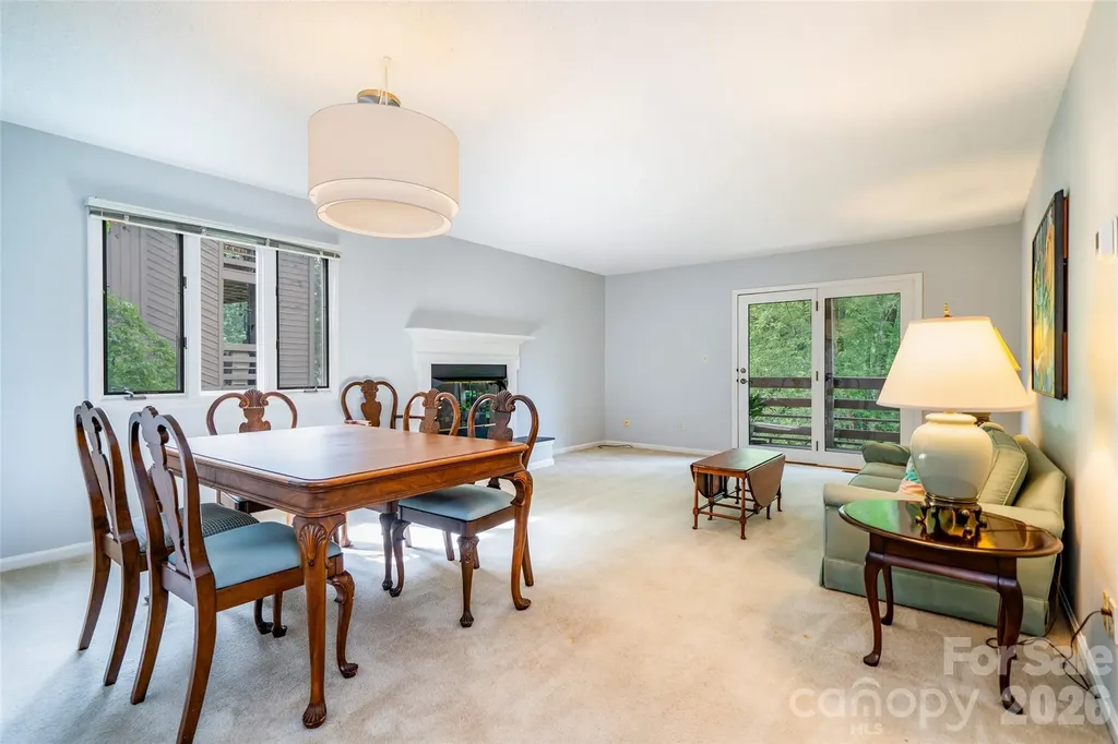305 Piney Mountain Drive Asheville NC 28805