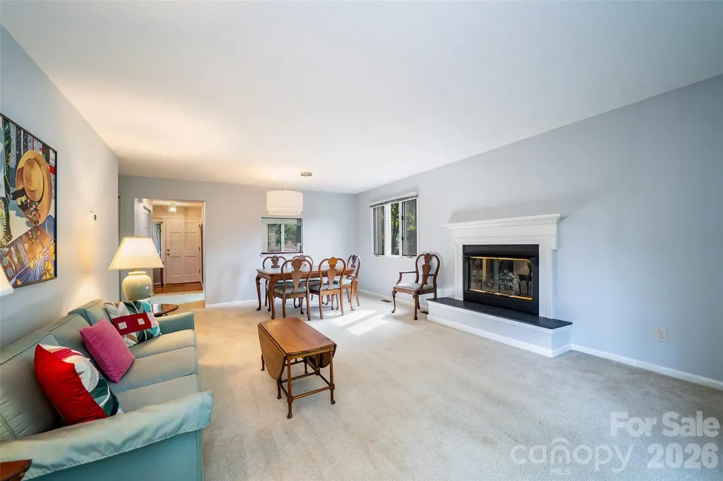 305 Piney Mountain Drive Asheville NC 28805