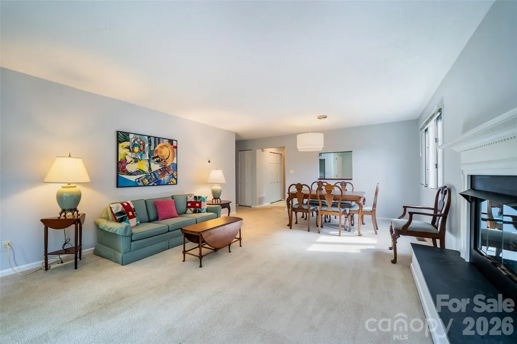 305 Piney Mountain Drive Asheville NC 28805