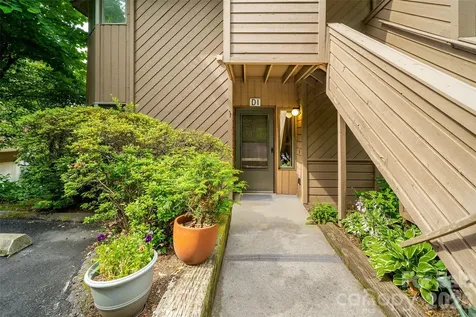 305 Piney Mountain Drive Asheville NC 28805