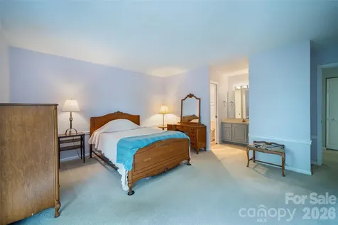 305 Piney Mountain Drive Asheville NC 28805