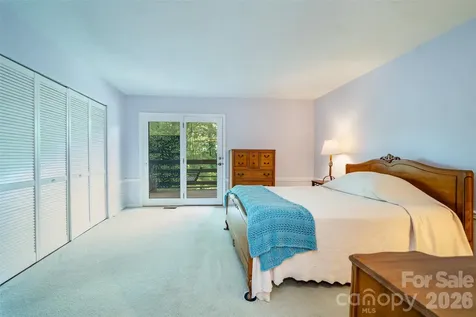 305 Piney Mountain Drive Asheville NC 28805