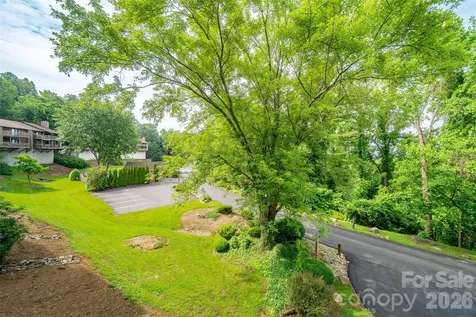 305 Piney Mountain Drive Asheville NC 28805
