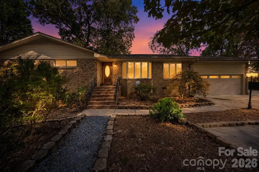 203 Ewing Drive Belmont NC 28012