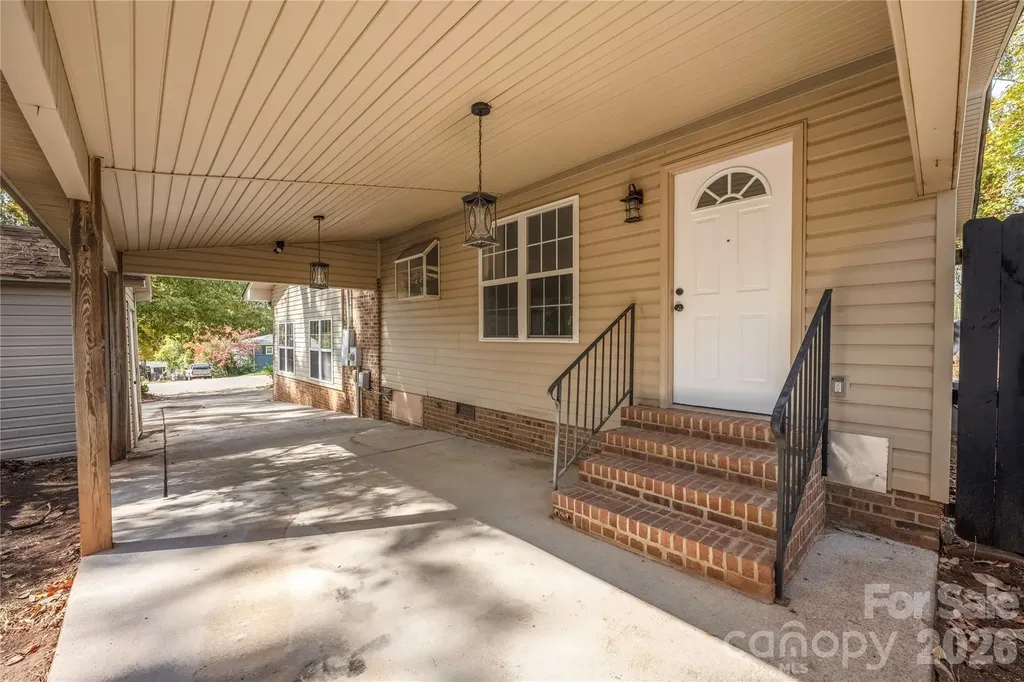 203 Ewing Drive Belmont NC 28012