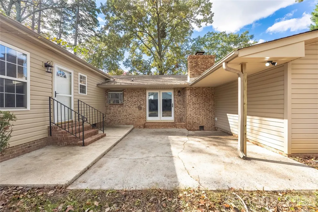 203 Ewing Drive Belmont NC 28012