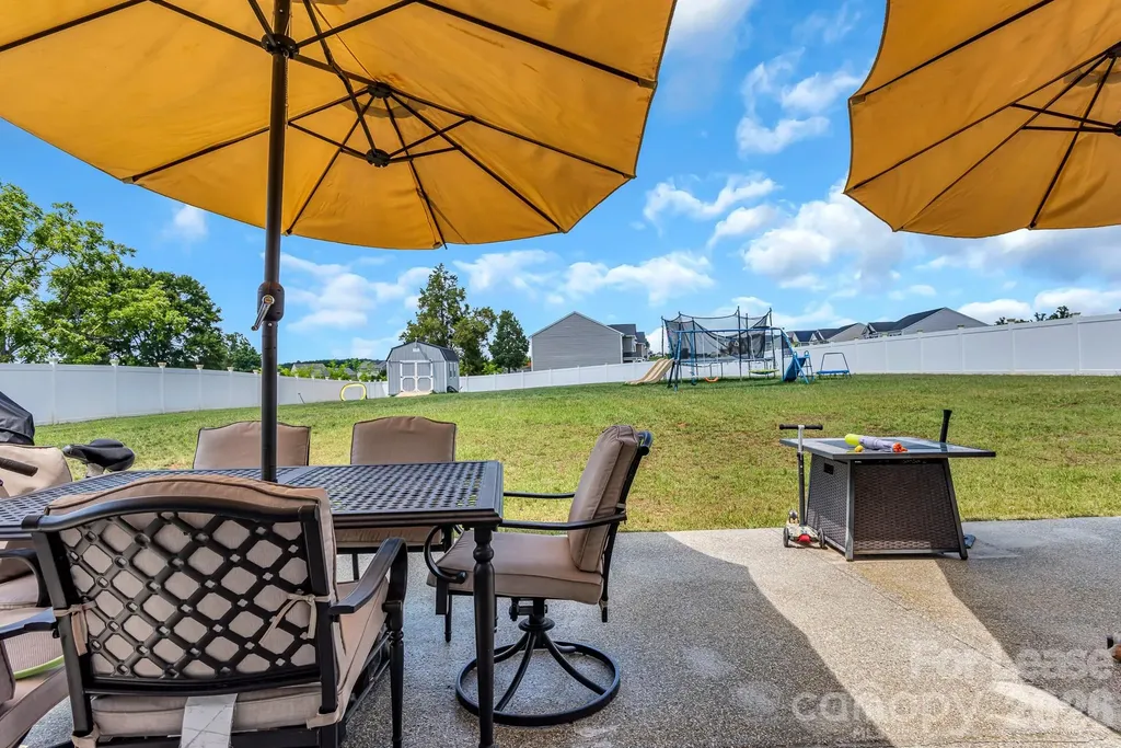 272 Daniel Drive Lexington NC 27295