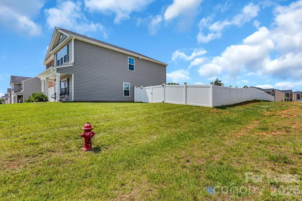 272 Daniel Drive Lexington NC 27295