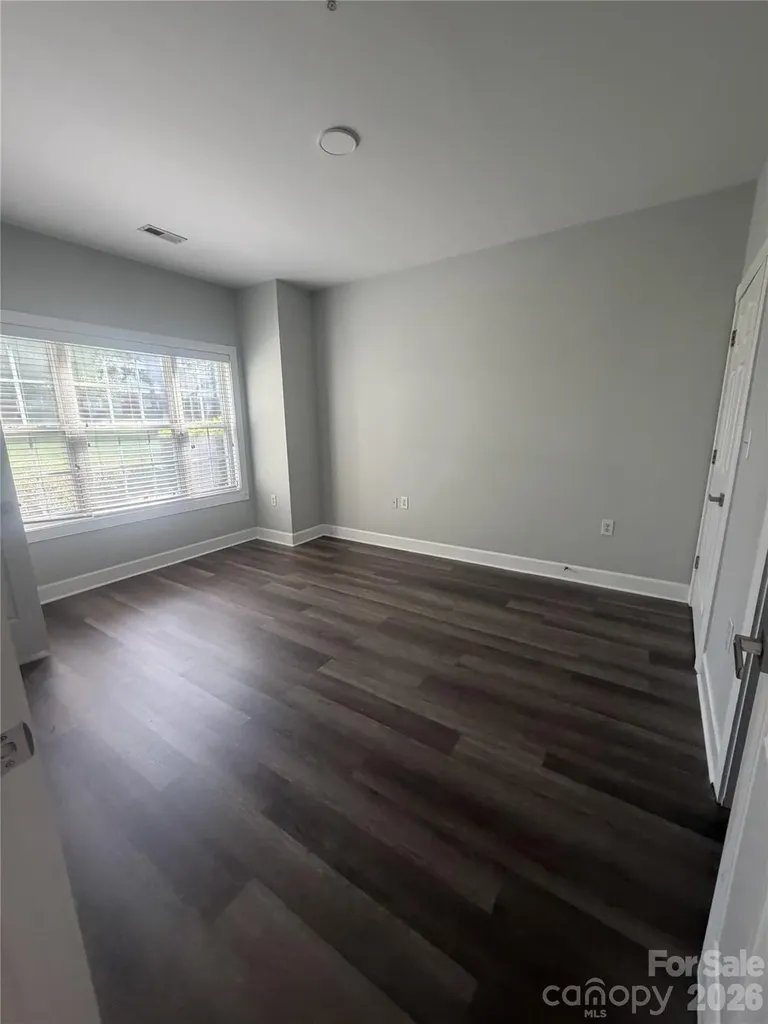 8733 Coralbell Lane Charlotte NC 28213