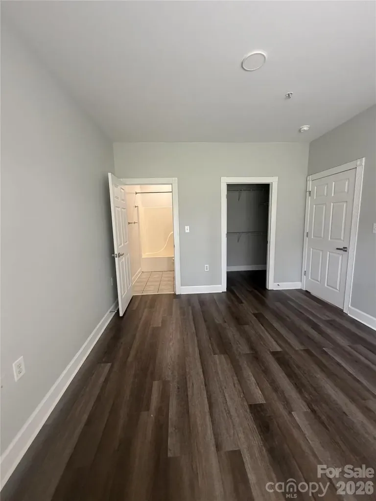 8733 Coralbell Lane Charlotte NC 28213