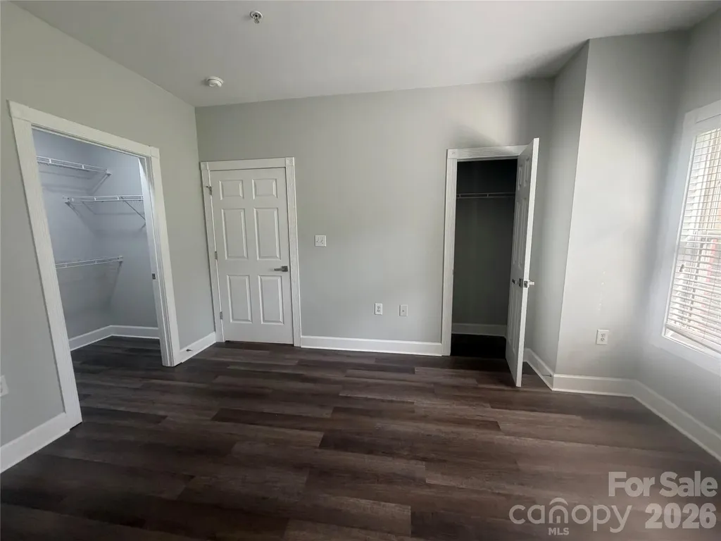 8733 Coralbell Lane Charlotte NC 28213