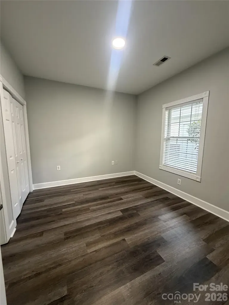 8733 Coralbell Lane Charlotte NC 28213