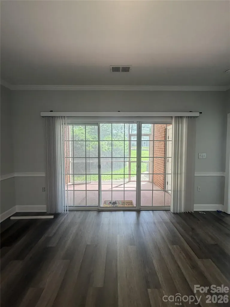 8733 Coralbell Lane Charlotte NC 28213