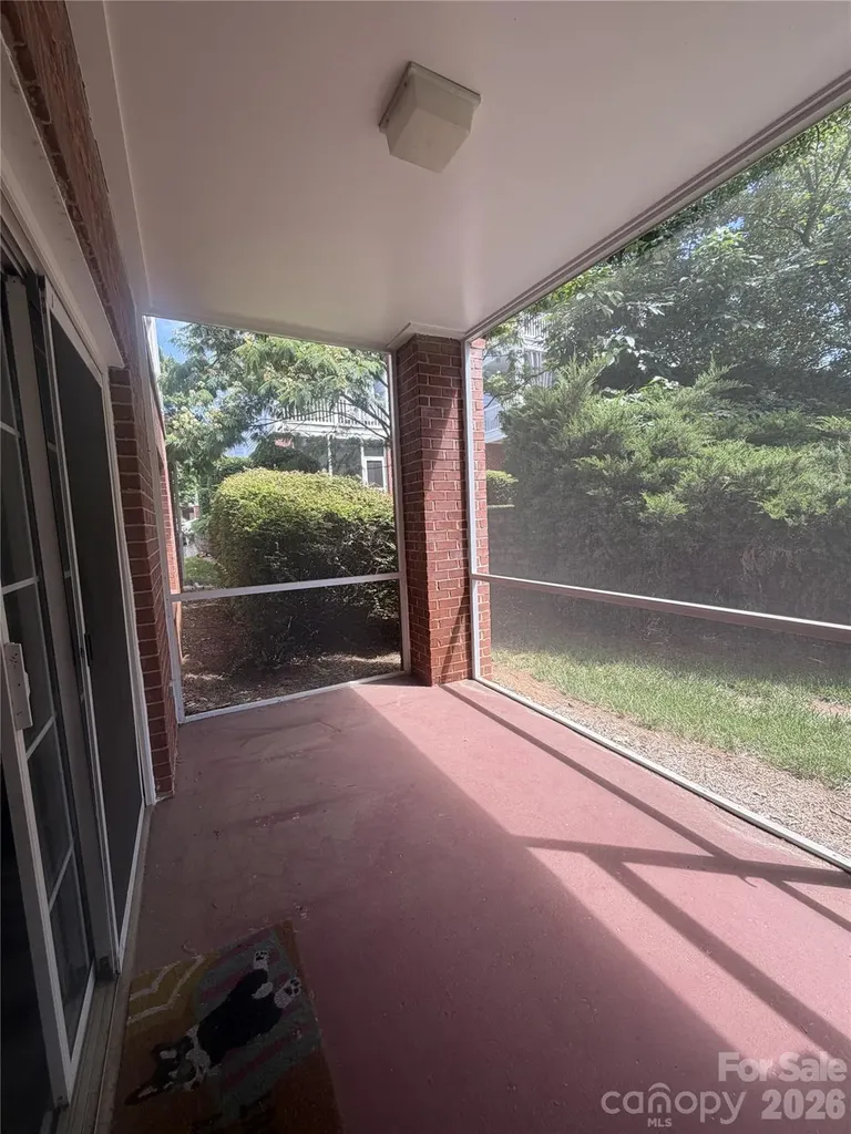 8733 Coralbell Lane Charlotte NC 28213