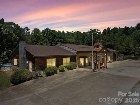 2269 Lee Roy Lane Lenoir NC 28645
