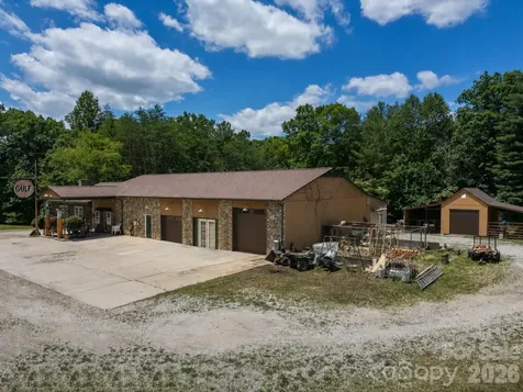 2269 Lee Roy Lane Lenoir NC 28645