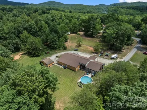 2269 Lee Roy Lane Lenoir NC 28645