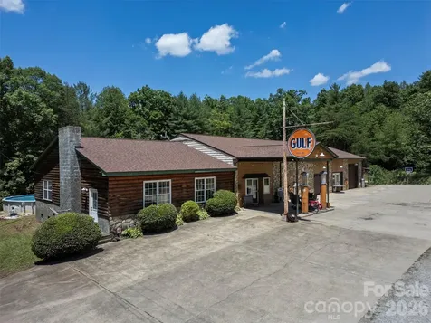 2269 Lee Roy Lane Lenoir NC 28645