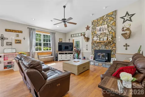 2269 Lee Roy Lane Lenoir NC 28645