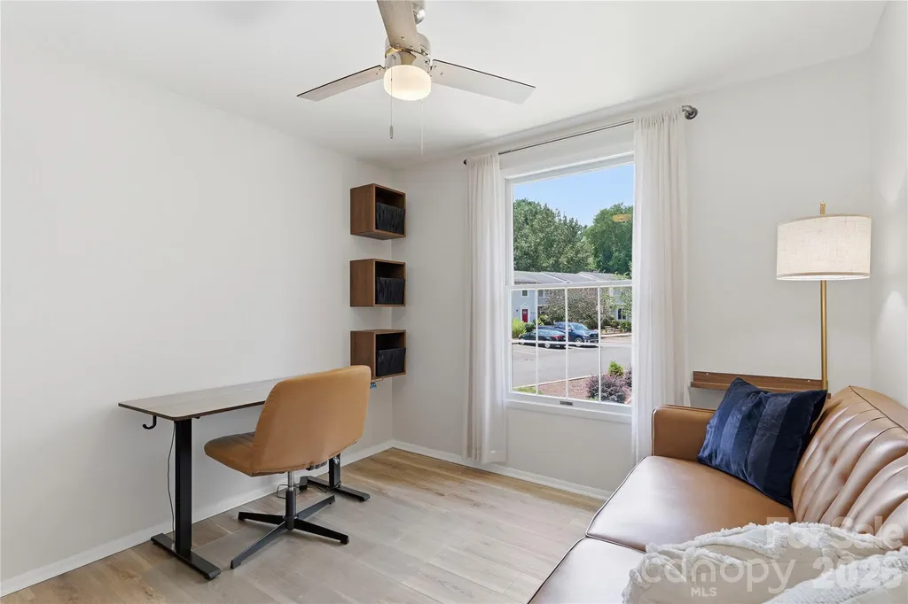 8208 Knights Bridge Road Charlotte NC 28210