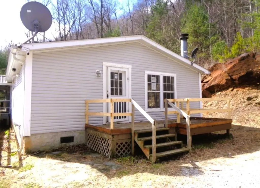 47 Integrity Mountain Road Otto NC 28763