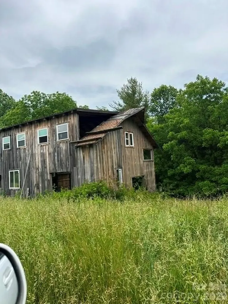 1094 Us 321 Highway Sugar Grove NC 28679