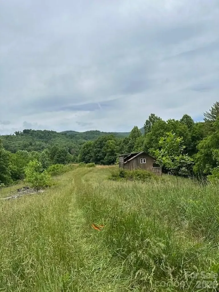 1094 Us 321 Highway Sugar Grove NC 28679