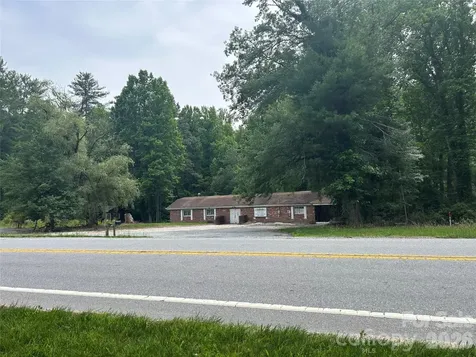 3177 Haywood Road Hendersonville NC 28791