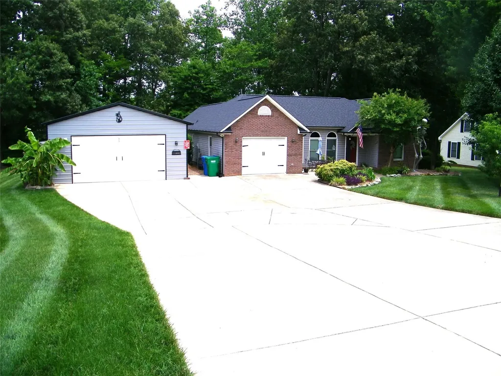 609 Redah Avenue Locust NC 28097
