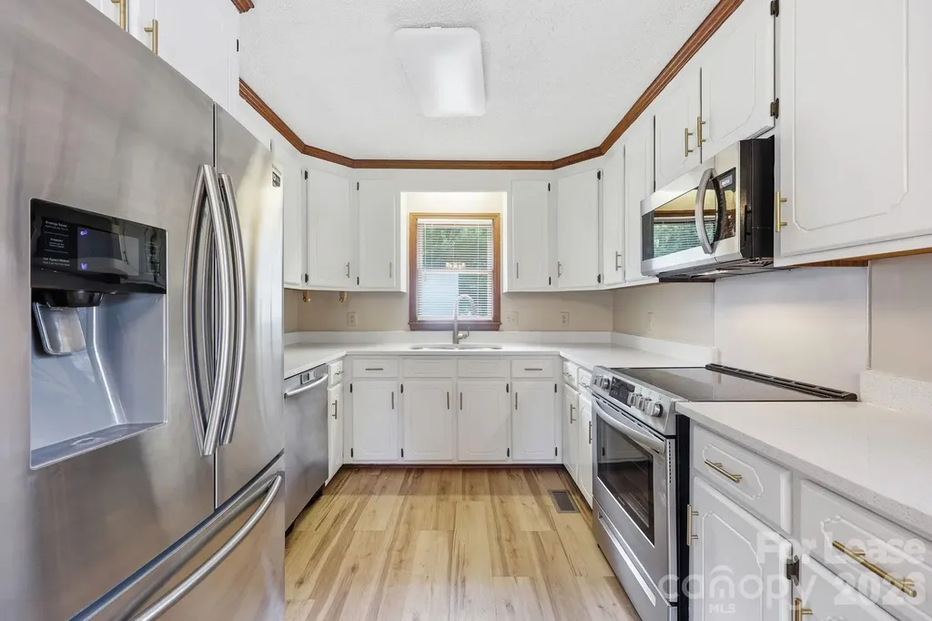 6299 Spring Court Lane Harrisburg NC 28075