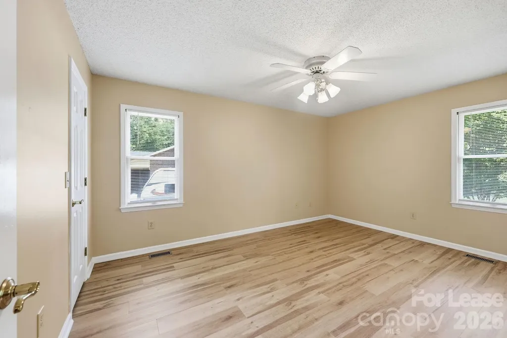 6299 Spring Court Lane Harrisburg NC 28075