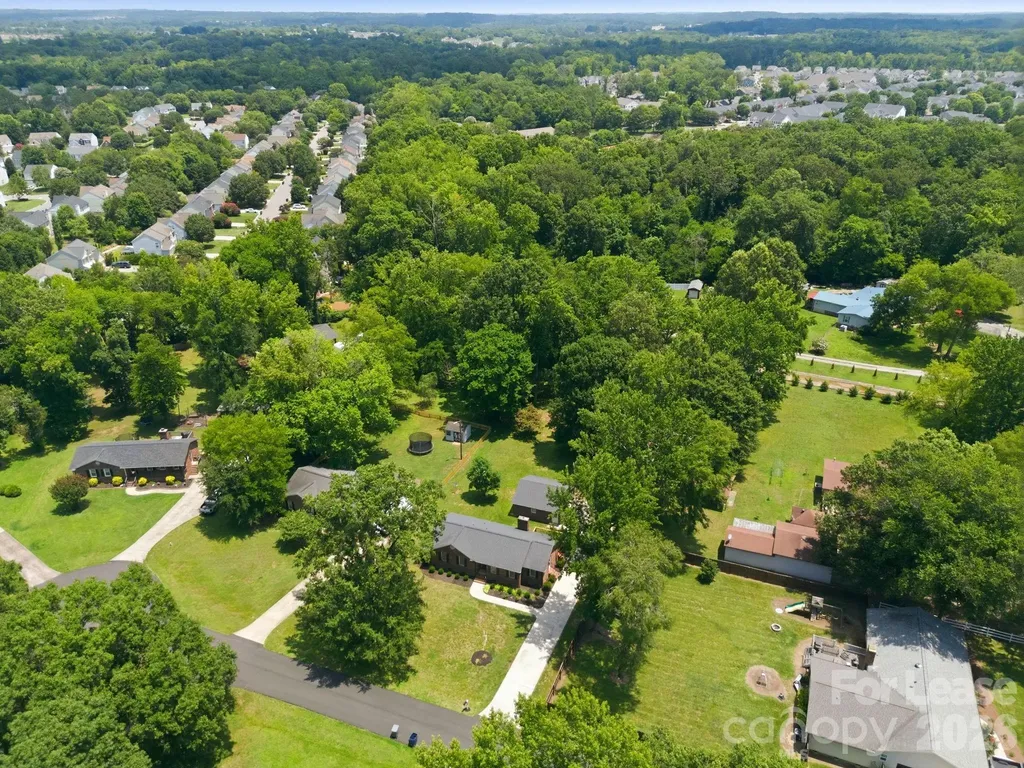 6299 Spring Court Lane Harrisburg NC 28075