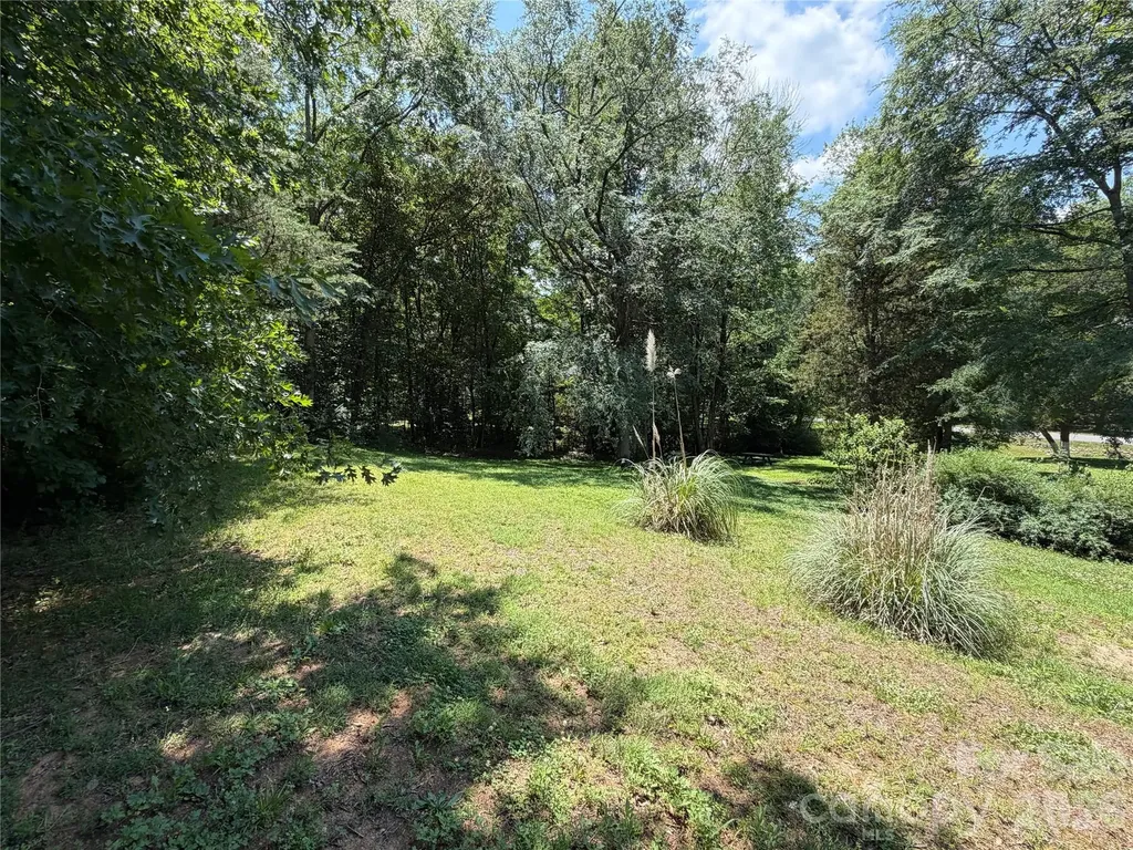 7322 Alamance Drive Charlotte NC 28227