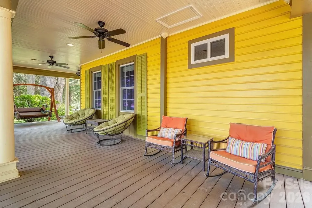 42 Church Street Weaverville NC 28787