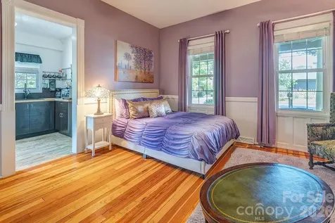42 Church Street Weaverville NC 28787