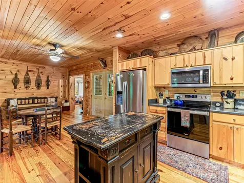 250 Fairway Drive Lake Toxaway NC 28747