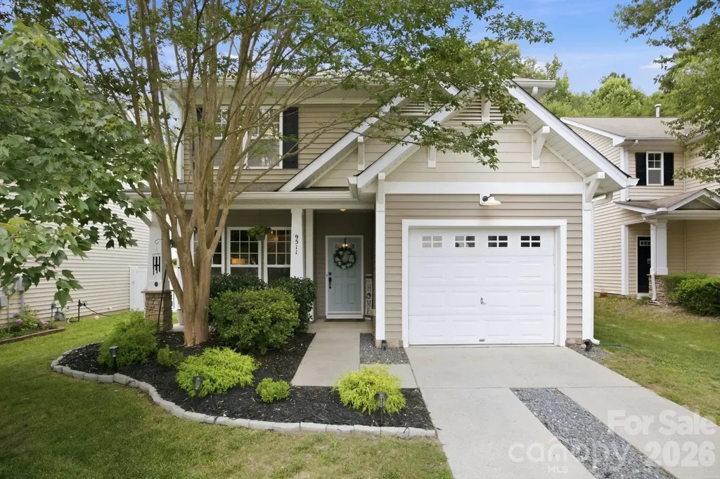 9511 Long Hill Drive Charlotte NC 28214