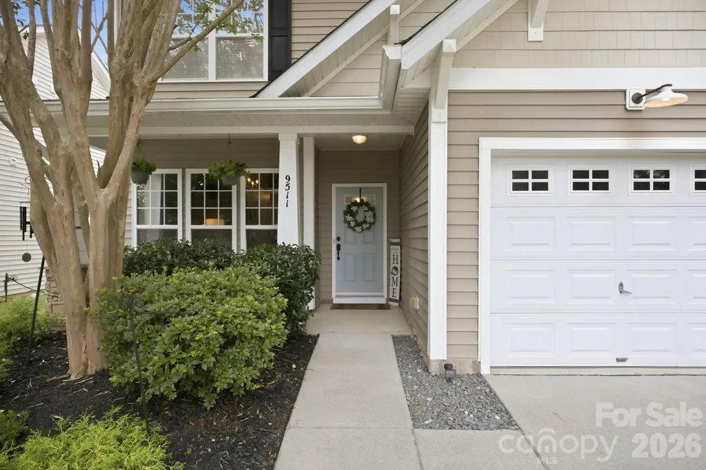 9511 Long Hill Drive Charlotte NC 28214