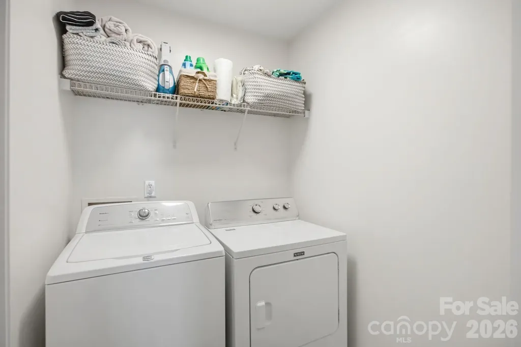 9511 Long Hill Drive Charlotte NC 28214