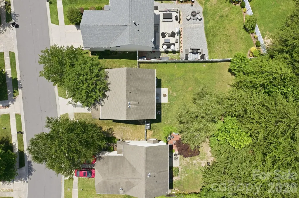 9511 Long Hill Drive Charlotte NC 28214