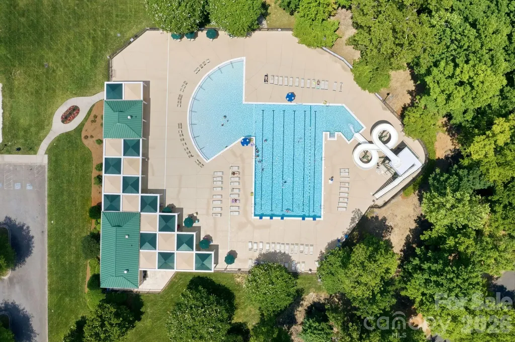 9511 Long Hill Drive Charlotte NC 28214