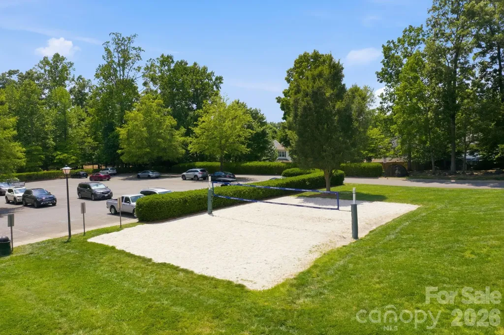 9511 Long Hill Drive Charlotte NC 28214
