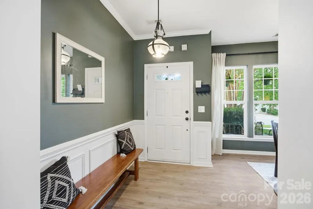9511 Long Hill Drive Charlotte NC 28214