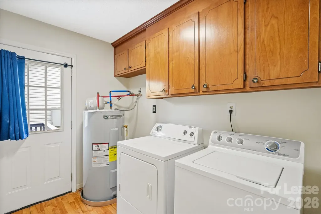 6600/6602 Porterfield Road Charlotte NC 28226