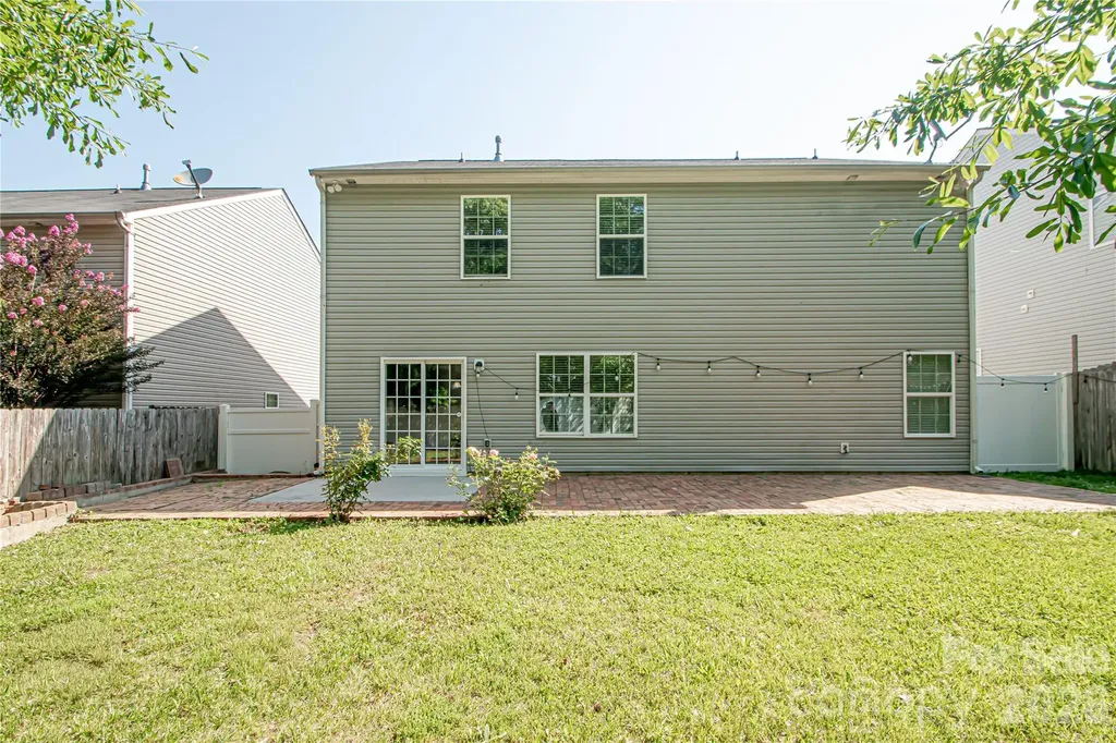 11611 Tribal Drive Charlotte NC 28214