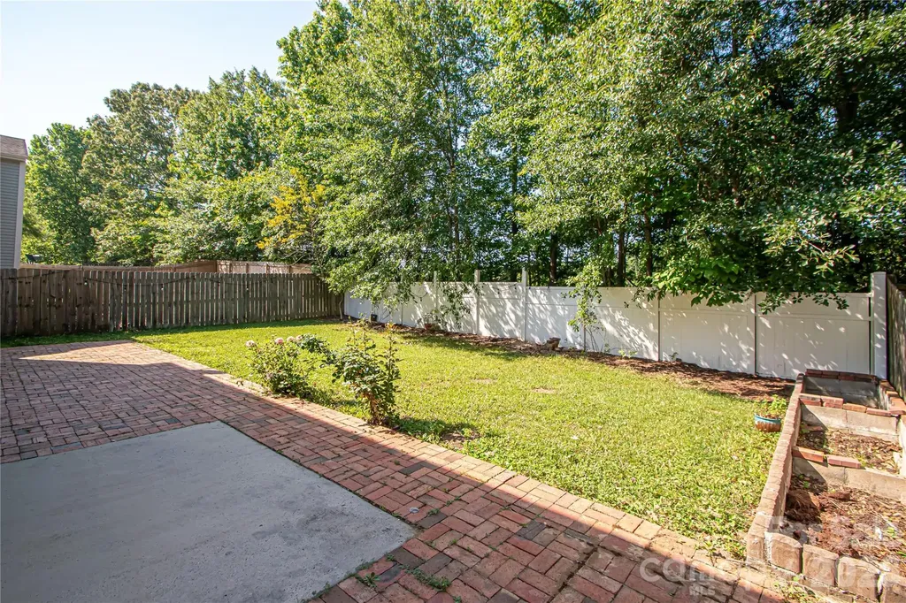 11611 Tribal Drive Charlotte NC 28214
